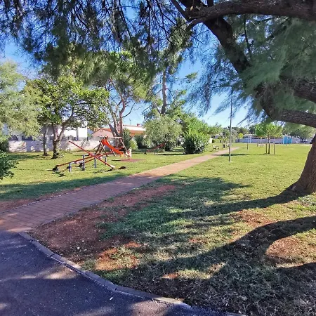 App Palcic K Appartamento Novigrad Istria