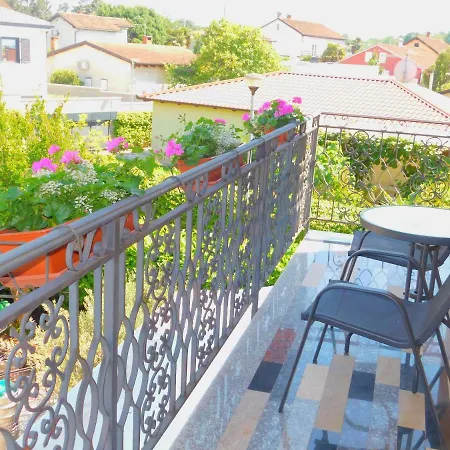 App Palcic K Appartamento Novigrad Istria